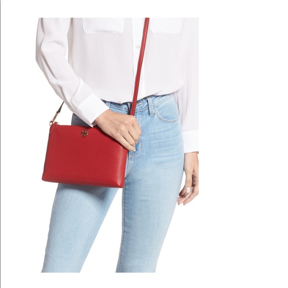 Tory Burch Handbags - ❤️Tory Burch crossbody ❤️